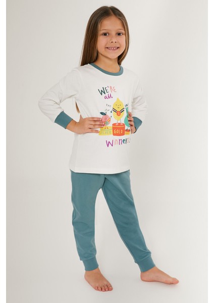 Were All Winner Beyaz Kız Çocuk Uzun Kol Pijama Takım modelleri