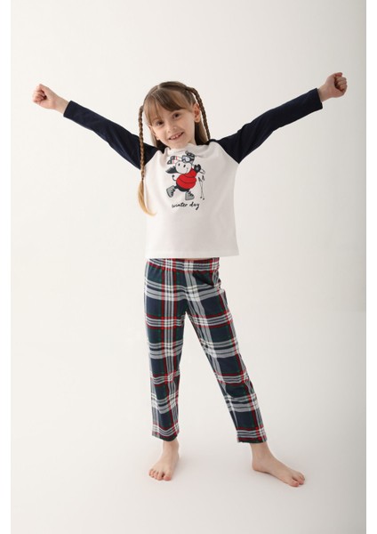 Winter Day Beyaz Kız Çocuk Uzun Kol Pijama Takım fiyatları