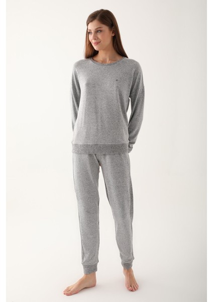 Gri Kadın Uzun Kol Pijama Takım modelleri
