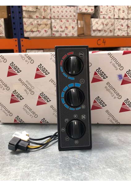 Marka Massey Ferguson 5400 Traktör Kontrol Ünitesi 4277712M92 fiyatları