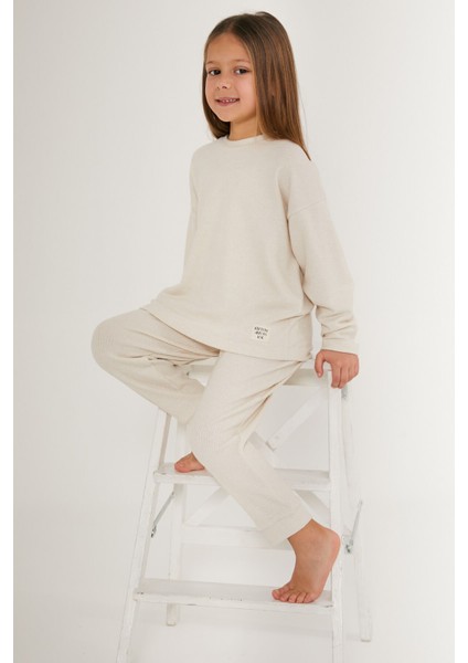 Krem Kız Çocuk Uzun Kol Pijama Takım modelleri