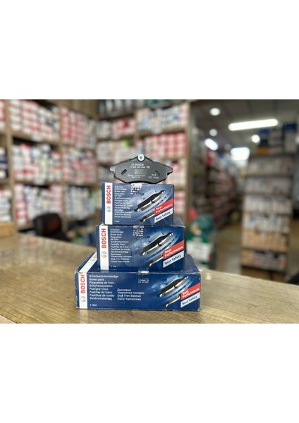 Fren Balata Corolla 13-15 / Aurıs 13>15 / Corolla 17-19 ÖN /BOSCH-BP11700-00/04465-02390 fiyatları