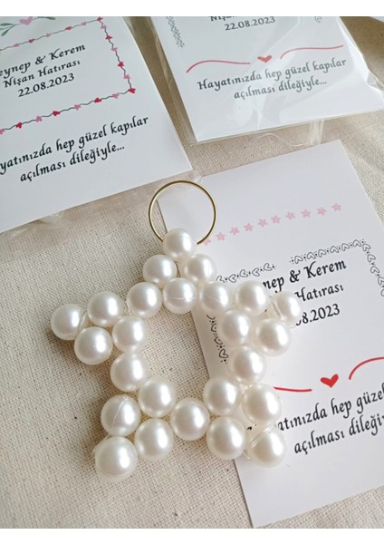 100 Adet Beyaz Kişiye Özel Kartlı Krem Inci Yıldız Anahtarlık - Nikah Hatırası -Kına Hediyesi