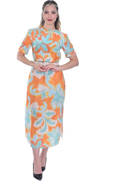 Kadın Renkli Midi Boy Iki Yandan Yırtmaçlı Elbise