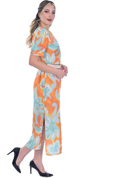 Kadın Renkli Midi Boy Iki Yandan Yırtmaçlı Elbise modelleri