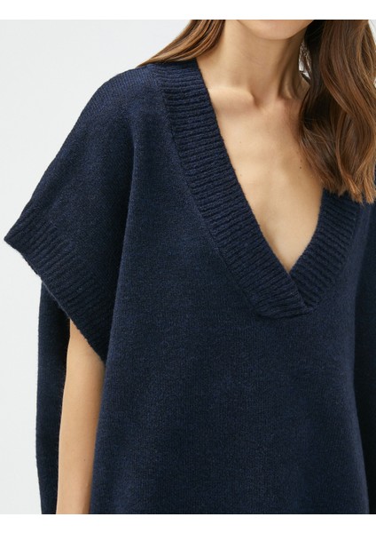 Oversize Süveter V Yaka