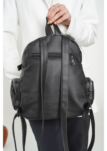 Yıkamalı Deri Kadın Siyah Sırt Çantası modelleri
