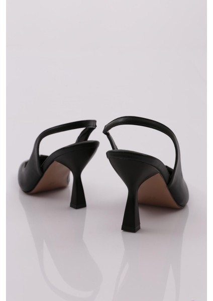 03 Kadin Sivri Burun Şeffaf Detayli Aksesuarli Topuklu Ayakkabi modelleri