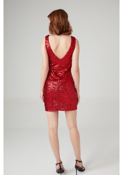 Arka V Payetli Elbise indirimleri