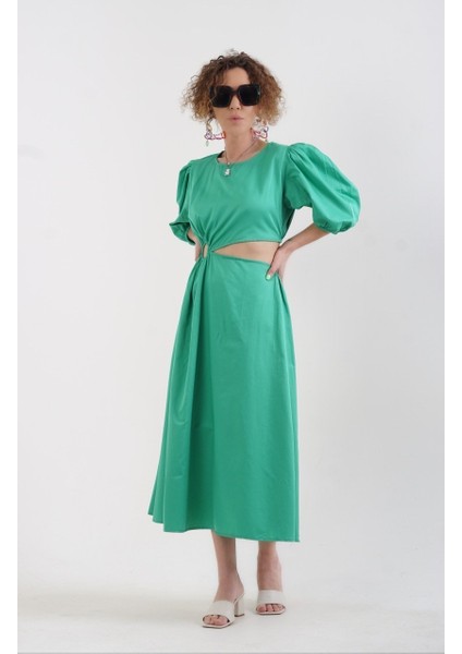 Bel Dekolteli Önü Halka Detay Elbise