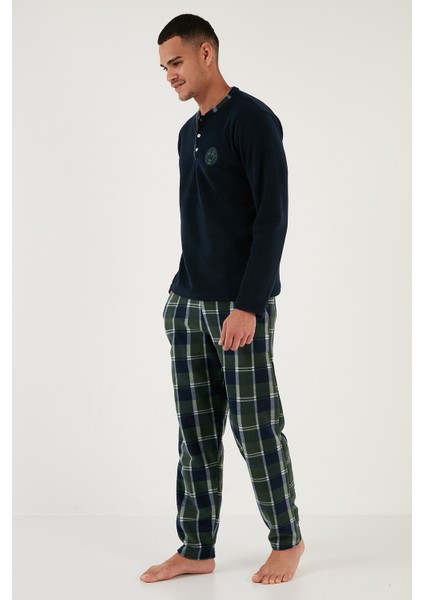 Ekoseli Regular Fit Düğmeli Bisiklet Yaka Kışlık Polar Pijama Takımı Erkek Pijama Takımı 60961001