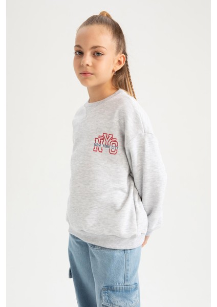 Kız Çocuk Disney Mickey & Minnie Oversize Geniş Kalıp Bisiklet Yaka Sweatshirt A5603A823AU