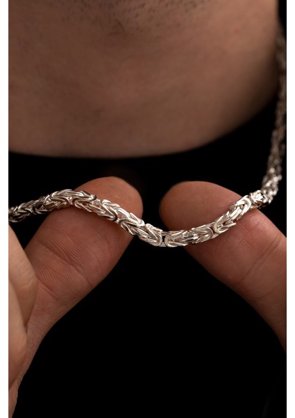 Erkek Gümüş Kolye - 4.5 mm Orta Kalınlıkta Beyaz Kral Erkek Kolye fiyatları