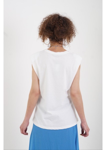Indigo Kız Baskılı Kolsuz Vatkalı Tshirt fırsatları