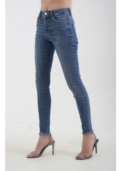 Yanı Parlak Taşlı Jean Pantolon