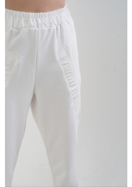 Diagonal Detaylı Jogger Pantolon