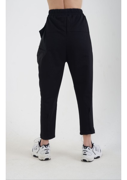 Cep Detaylı Eşofman Pantolon indirimleri