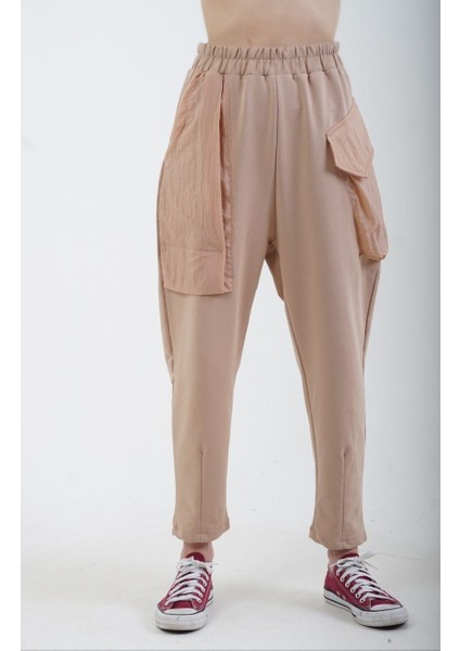 Cep Detaylı Eşofman Pantolon modelleri
