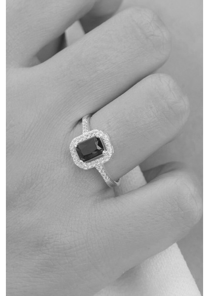 Gümüş Baget Taşlı Yüzük 925 Ayar fiyatları