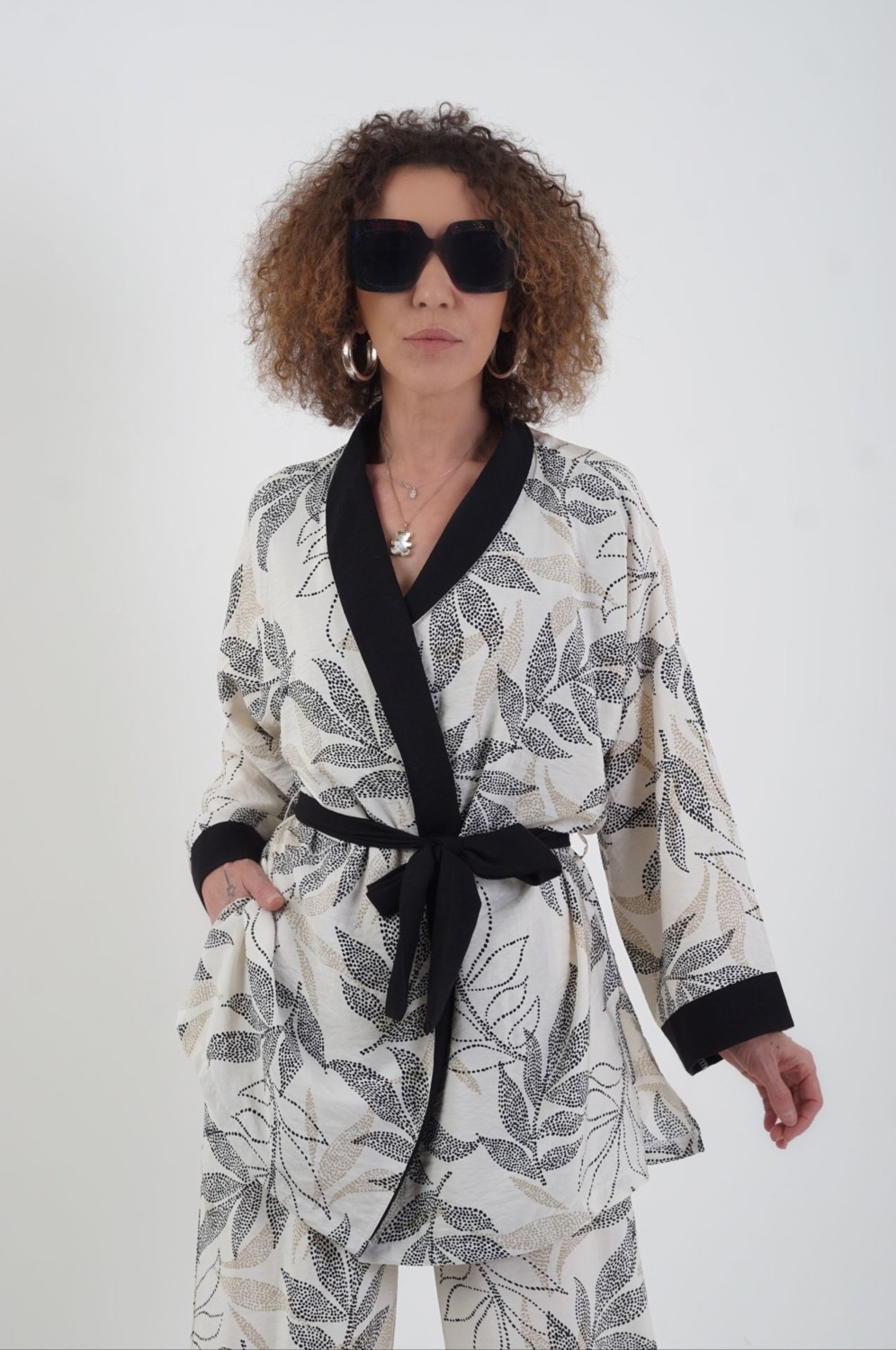 Zelish My Sister Yaka Garnili Yaprak Desenli Kimono görsel 5