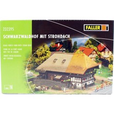 Faller 232395 1/160 Ölçek, Hasır Çatılı Kara Orman Çiftlik Evi, Plastik Model Kiti