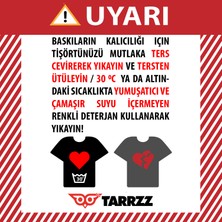 Tarrzzcom Kırmızı Yelkenli Tasarım Tişört