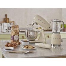 Smeg 50's Style Retro 4.8lt Cream Full Body Stand Mikser SMF03CREU