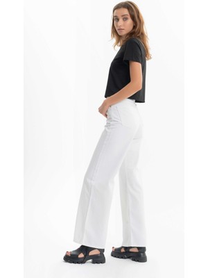 Its Basic Kadın Beyaz Renk Bol Kesim Wide Leg Fit Denim Pantolon