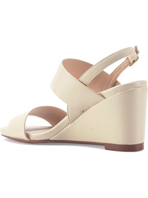 Nine West Cecılay 3fx Krem Kadın Comfort Sandalet