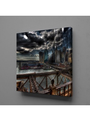 Technopa Kara Bulutlu Şehir Kanvas Tablo 30X30CM