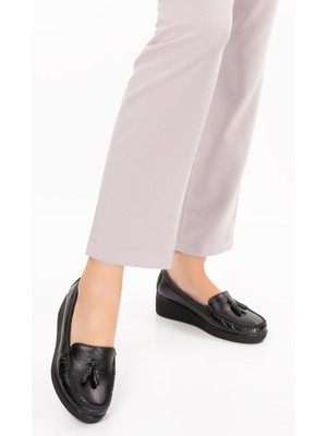 ARTI ARTI AYAKKABI ARTI-ARTI001-7475-501  Deri Ortopedik  Kadın Bağsız Siyah Roc Ayakkabı