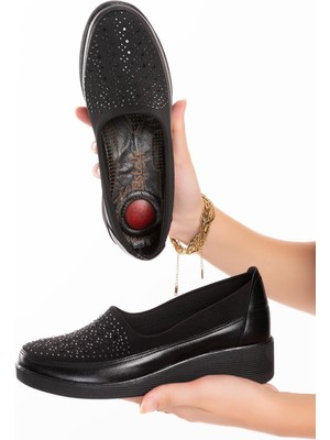 Artı Artı Ayakkabı ARTI ARTI Kadın Siyah Bağcıksız Ortopedik Ayakkabı Poliüretan Düz Taban Malzeme