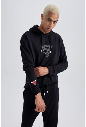 Nike CN1191-657 Chicago Bulls NBA Kapüşonlu Sweatshirt Fiyatı, Yorumları -  Trendyol