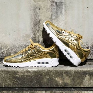 nike air max altın rengi