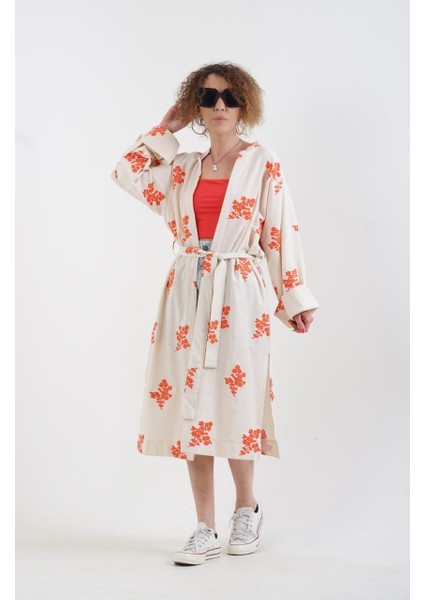 Nar Çiçeği Nakışlı Kimono Ceket