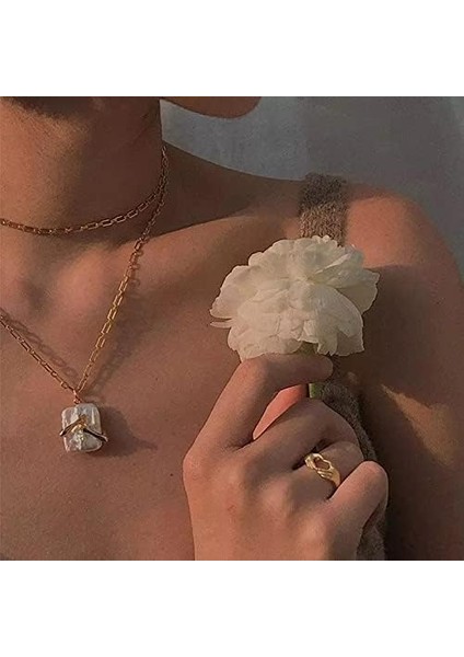 O ve Onun Için Sarılma Kolyesi, Sevgi Kare Altın Eller Çiftleri Sıkıca Kucaklayın Kolye Kolye Aşk Kolye Çiftler Için Sevgililer Günü Takıları (Yurt Dışından)