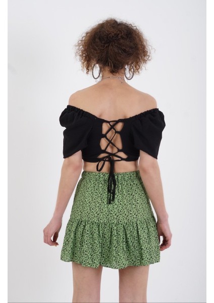 Siyah Arkası Çapraz Bağcıklı Crop Bluz