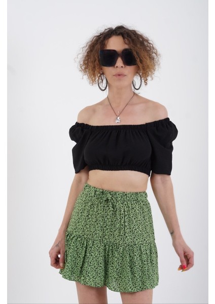 Siyah Arkası Çapraz Bağcıklı Crop Bluz