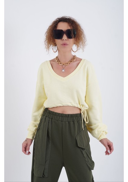 Sarı Büzgülü Kordonlu Crop Sweat