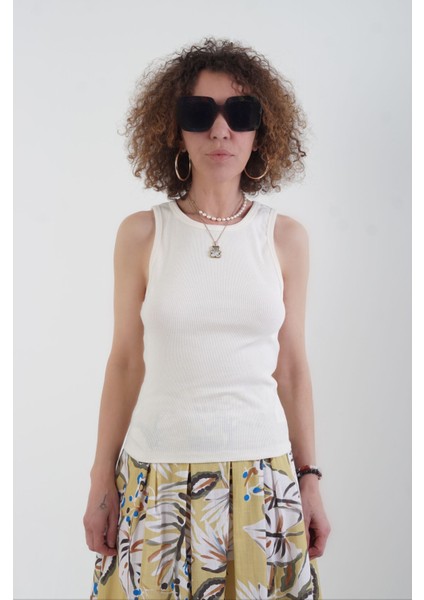 Krem Crop Top modelleri