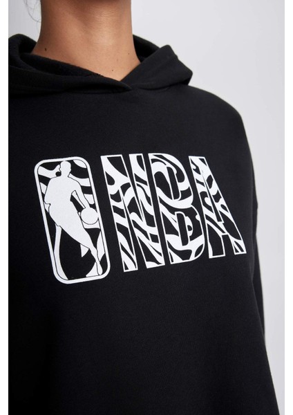 Fit NBA Wordmark Kapüşonlu Kalın Sweatshirt A8971AX23AU indirimleri