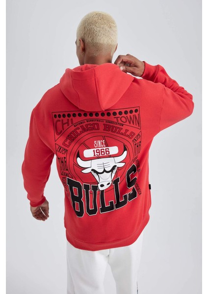 Fit NBA Chicago Bulls Boxy Fit Kapüşonlu Kalın Sweatshirt Z4629AZ23AU
