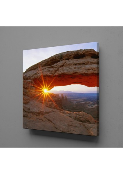 Kaya Arasında Güneş Kanvas Tablo 100X100CM