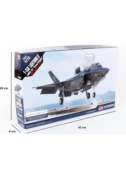 12569 1/72 F-35 B Lightningh Iı VMFA-121 (Yeşil Şövalyeler) Savaş Uçağı Demonte Plastik Maketi