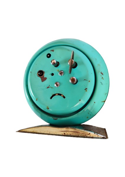 Kurmalı Antika Nostaljik Tavuklu Civcivli Masa Saati modelleri