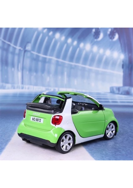 Smart Fortwo Cabrio 1:32 Maket Model Araba Yeşil