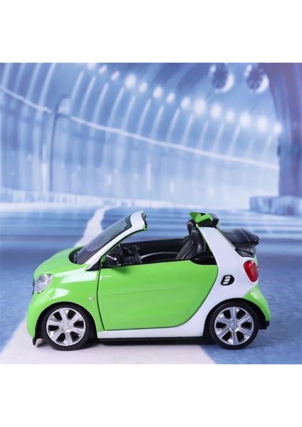 Smart Fortwo Cabrio 1:32 Maket Model Araba Yeşil