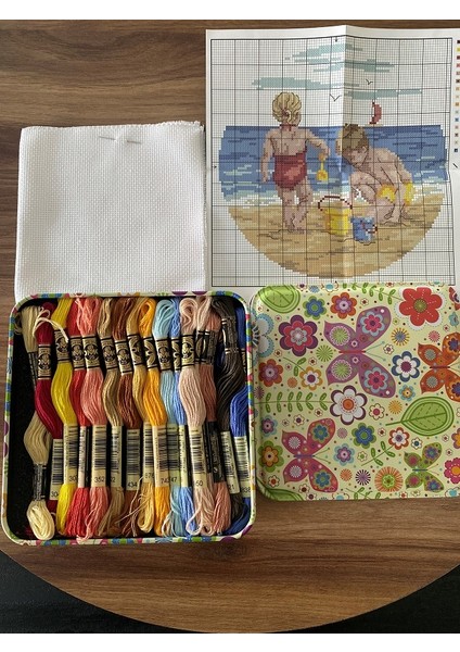 Dmc Kanaviçe Kiti "plajda Oyun"