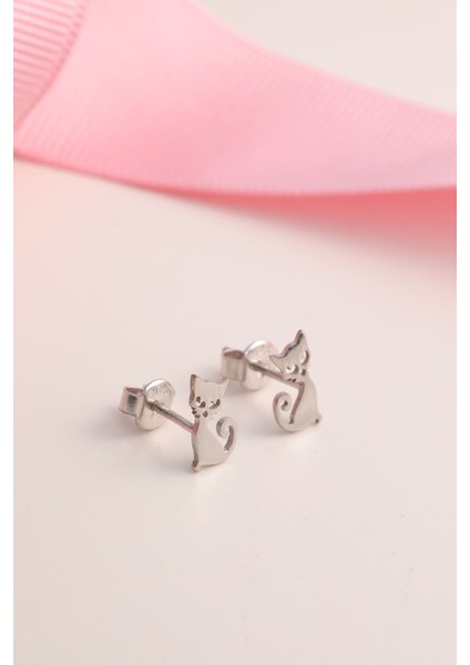 925 Ayar Gümüş Kedi Figürlü Küpe - Silver