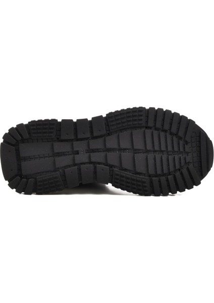 23K334-1 Siyah Kalın Tabanlı Bağcıklı Kadın Sneaker